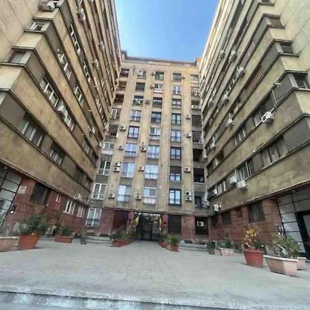 Amazing Location In The City Center Букурещ Екстериор снимка