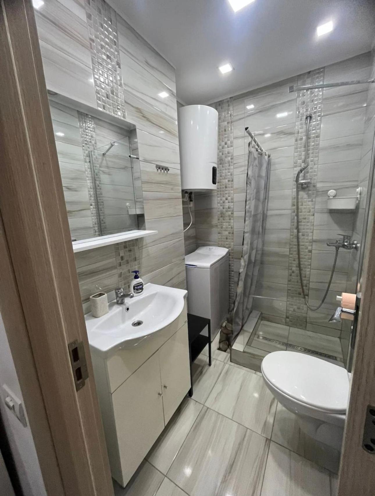 Amazing Location In The City Center Букурещ Екстериор снимка